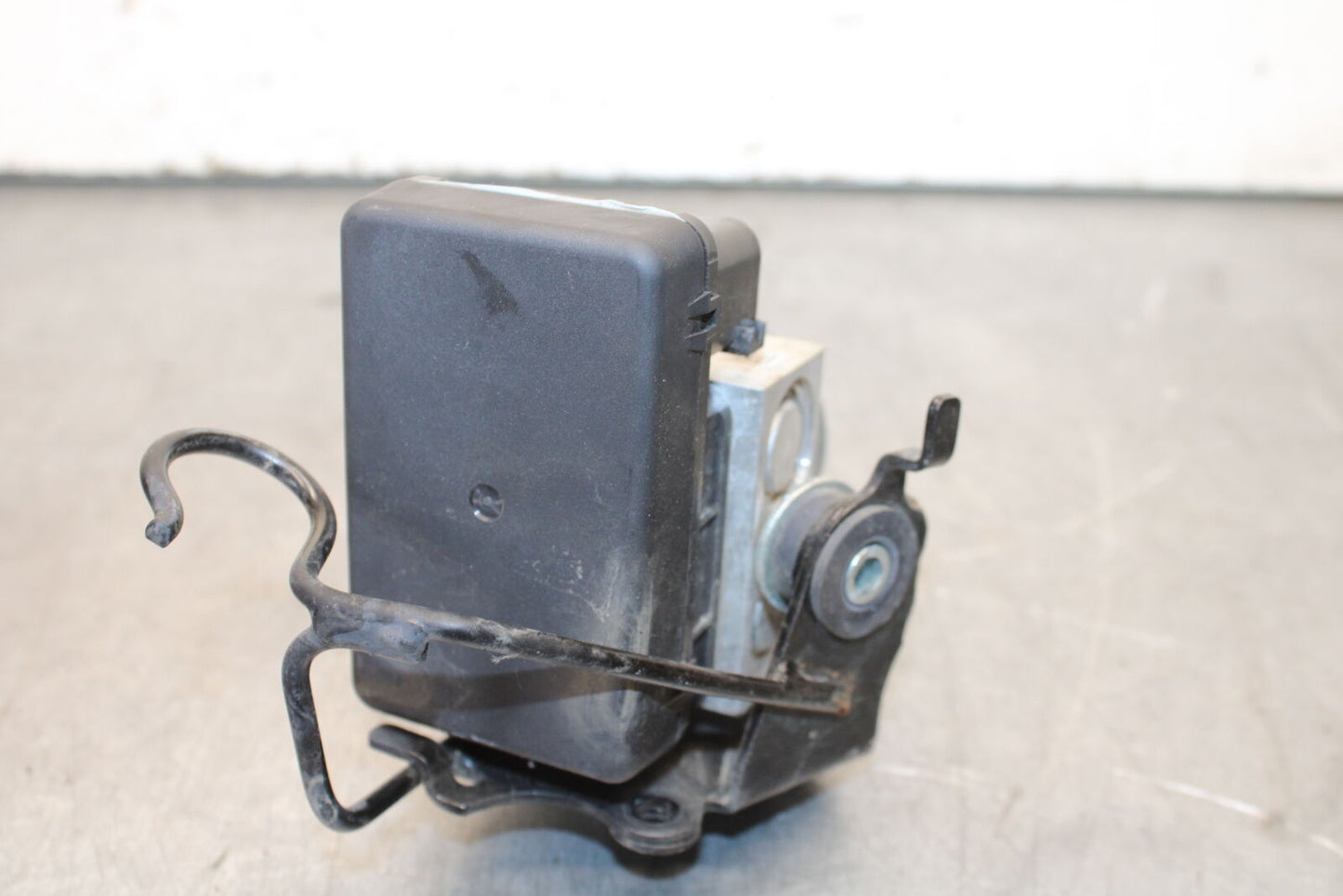 12-17 KAWASAKI ER-6N Z650 ABS PUMP UNIT MODULE BB709
