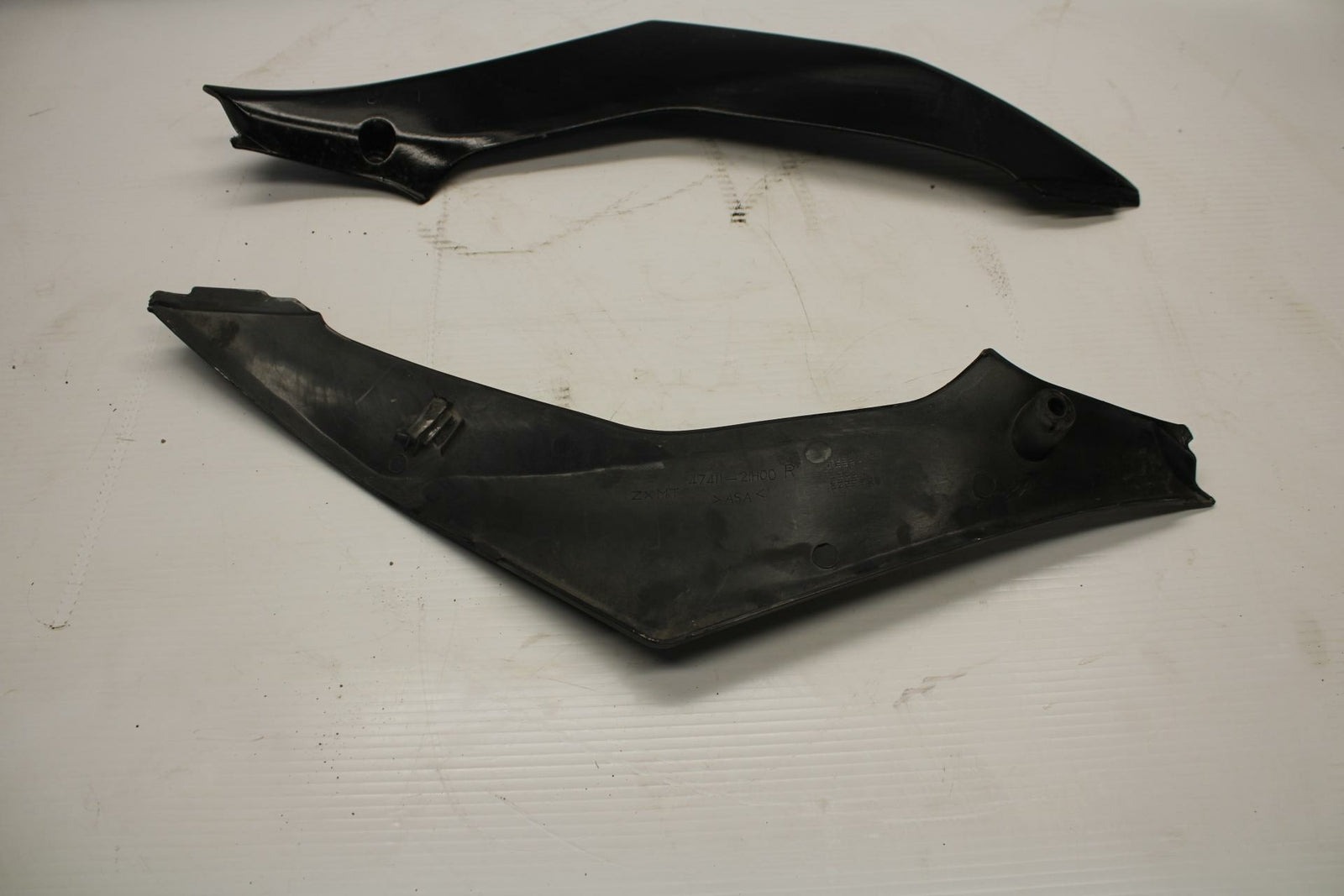 08 SUZUKI GSXR1000 AFTERMARKET RIGHT LEFT  SIDE SEAT PANELS TRIMS COWLS BB263