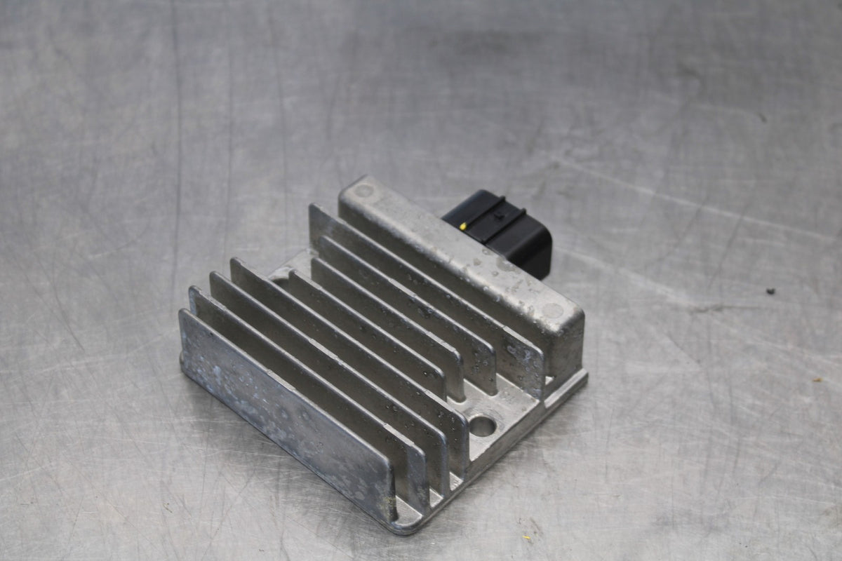 18-23 KAWASAKI NINJA 400 EX400 ABS RECTIFIER VOLTAGE REGULATOR BB192
