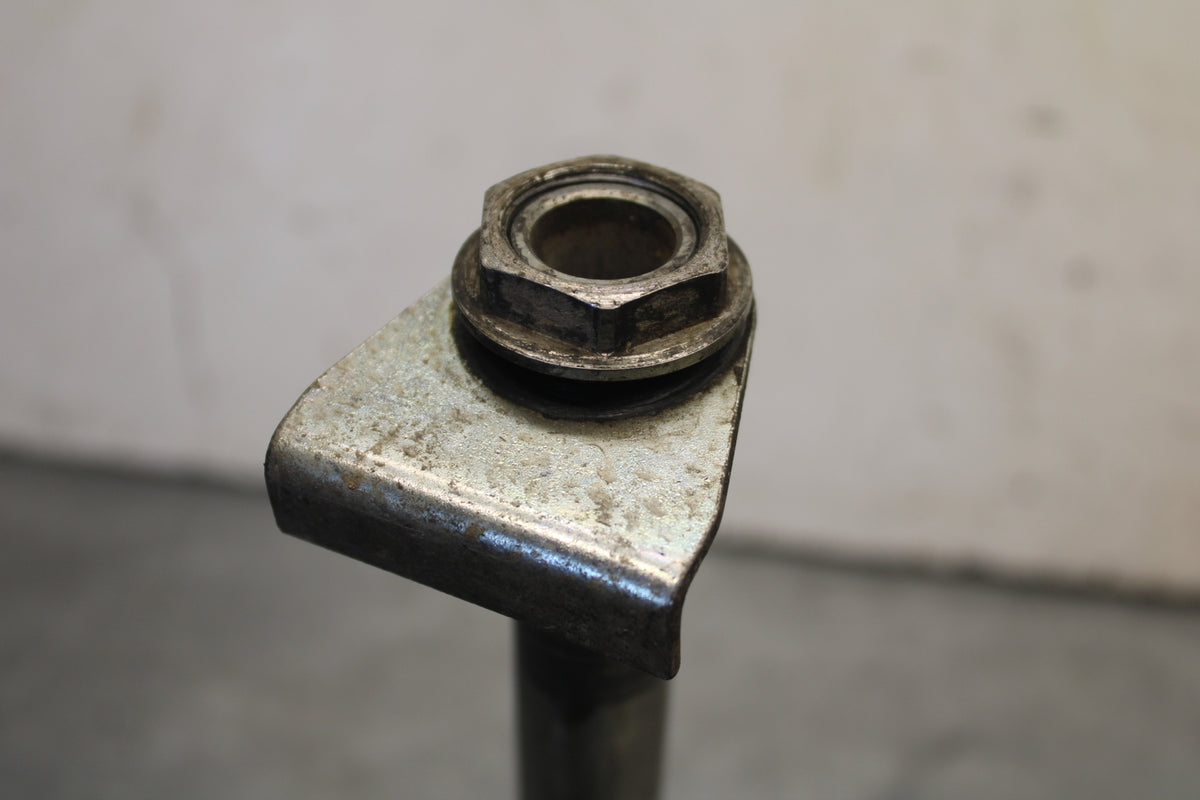 06-07 DUCATI MONSTER 695 REAR AXLE BACK WHEEL RIM PIVOT BOLT AXEL BB674