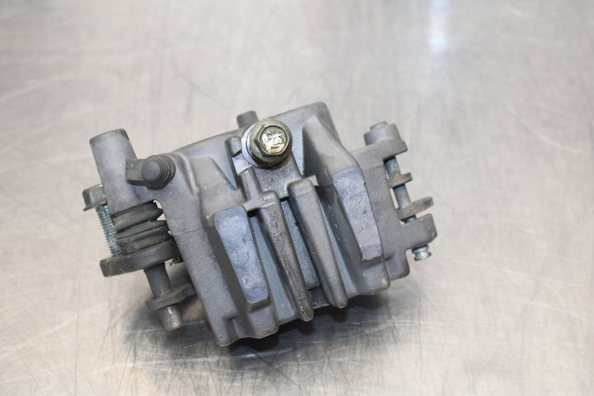 04-09 SUZUKI GS500F RIGHT FRONT BRAKE CALIPER BB165