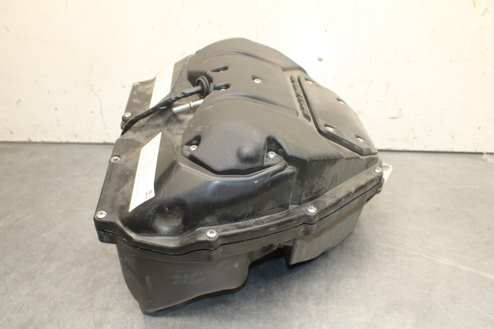 09-14 YAMAHA YZF R1 AIRBOX AIR INTAKE FILTER BOX BB696