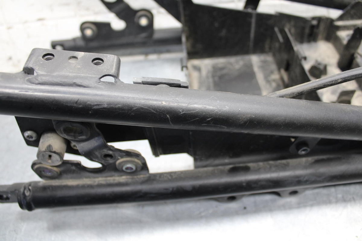 2012 Yamaha FZ8 REAR BACK TAIL SUBFRAME SUB FRAME BB550