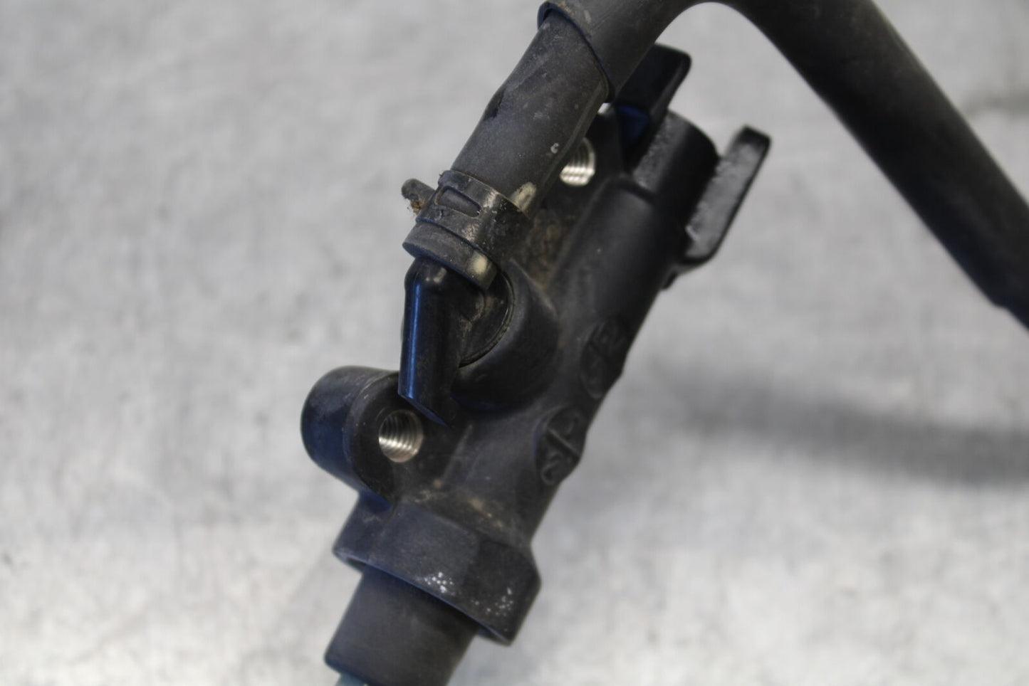 07-09 YAMAHA FZ6 REAR BACK BRAKE MASTER CYLINDER W RESERVOIR BB713