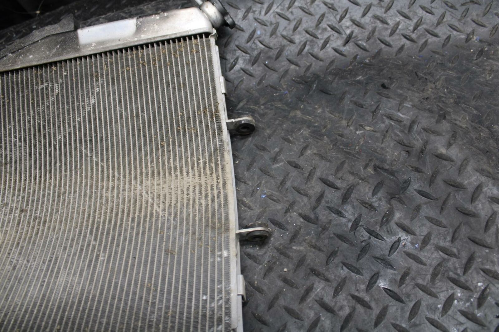 13-18 KAWASAKI NINJA ZX6R ENGINE RADIATOR MOTOR COOLER COOLING RADIATER BB203