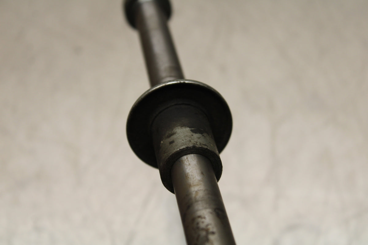 86 SUZUKI GS750ES FRONT WHEEL RIM AXLE PIVOT BOLT BB140