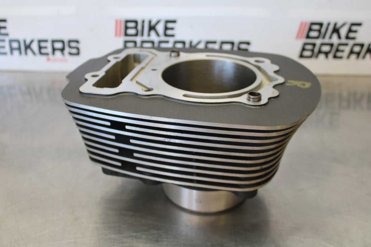 03-17 VICTORY VEGAS ENGINE TOP END CYLINDER SET BB874