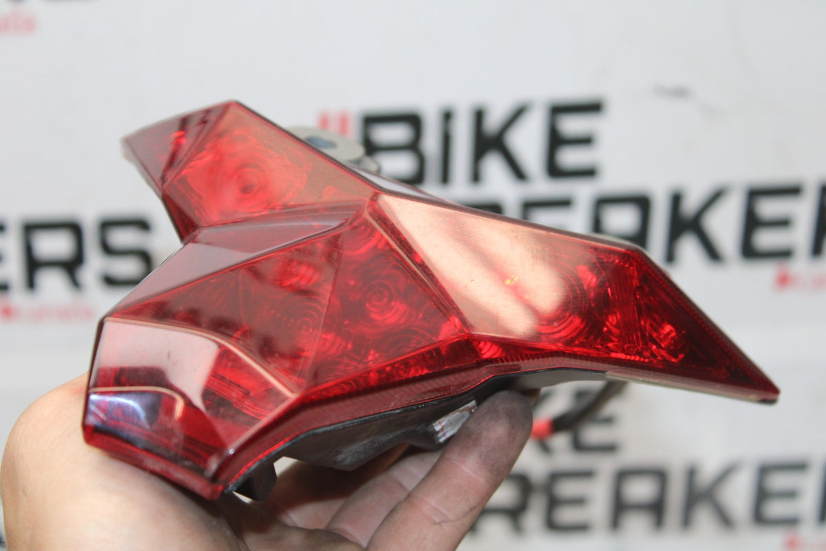 23-26 KAWASAKI NINJA ZX4RR REAR TAIL TAILLIGHT BACK BRAKE LIGHT BB898