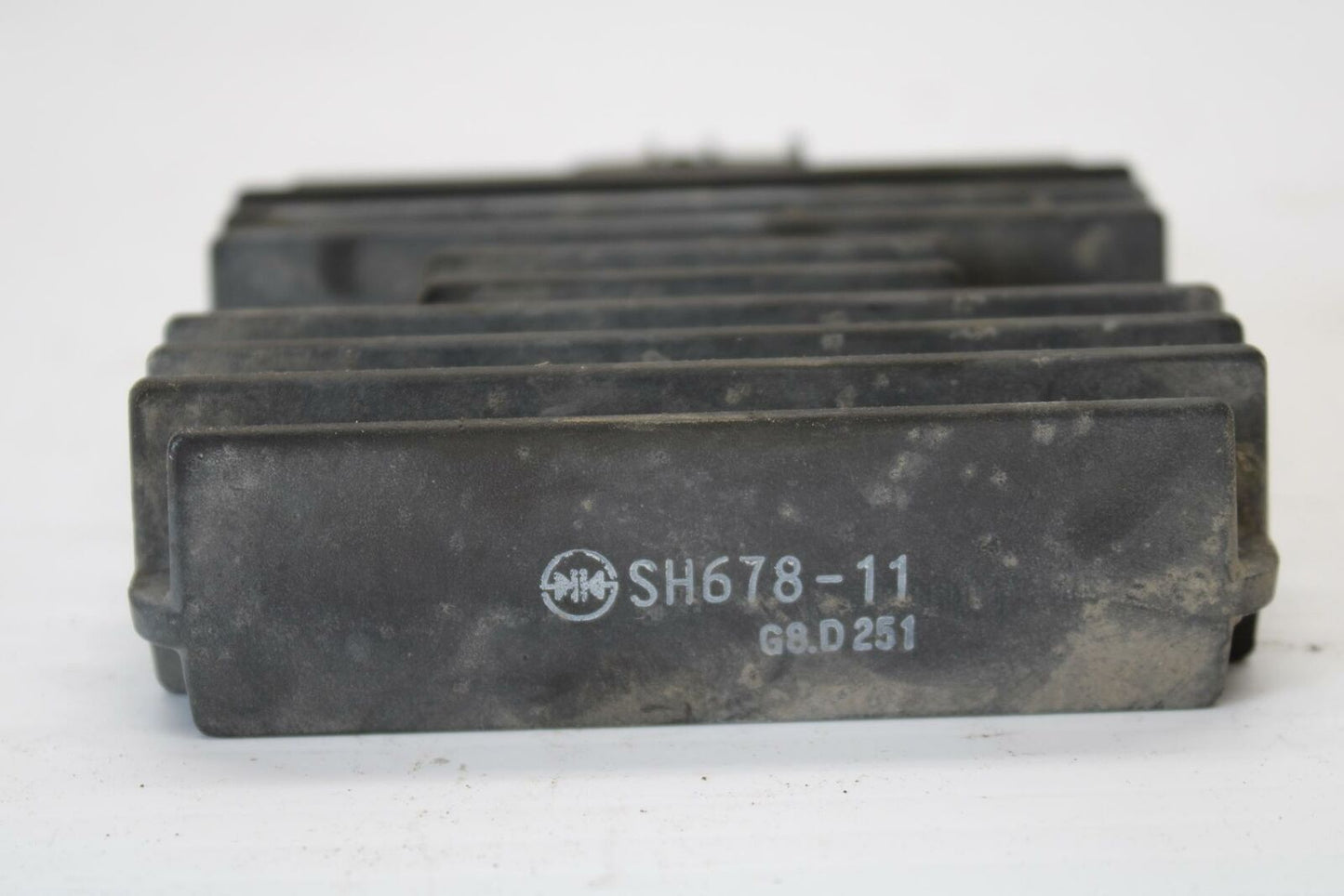 08-16 YAMAHA YZF R6 RECTIFIER VOLTAGE REGULATOR BB273