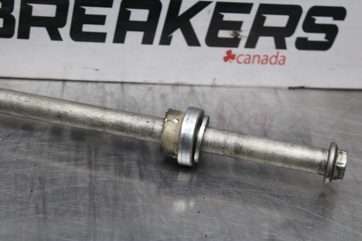 17-18 YAMAHA YZF R3 REAR AXLE BACK WHEEL RIM PIVOT BOLT AXEL BB788