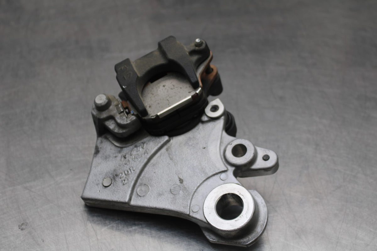 22-25 YAMAHA YZF R7 REAR BACK BRAKE CALIPER W MOUNT BRACKET BB769