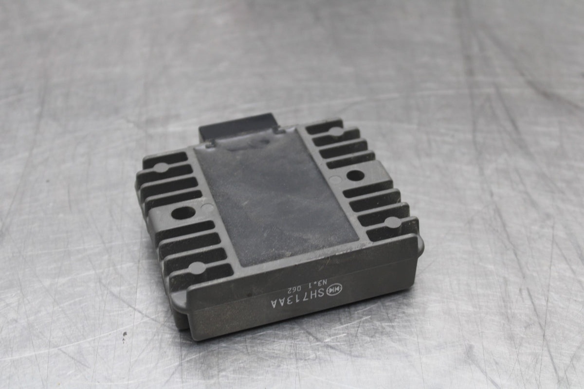 23 YAMAHA YZF R3 RECTIFIER VOLTAGE REGULATOR BB806
