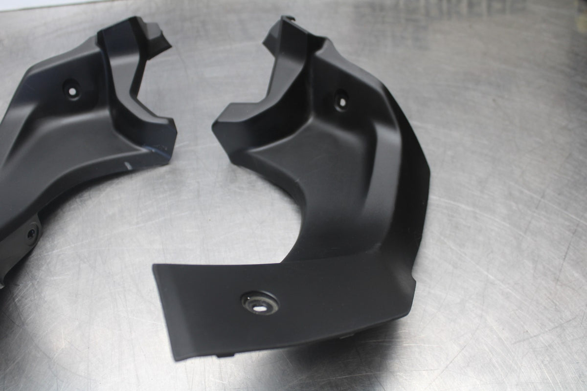 23 YAMAHA YZF R3 RIGHT LEFT FRONT DUCT COVERS PANELS COWLS BB003