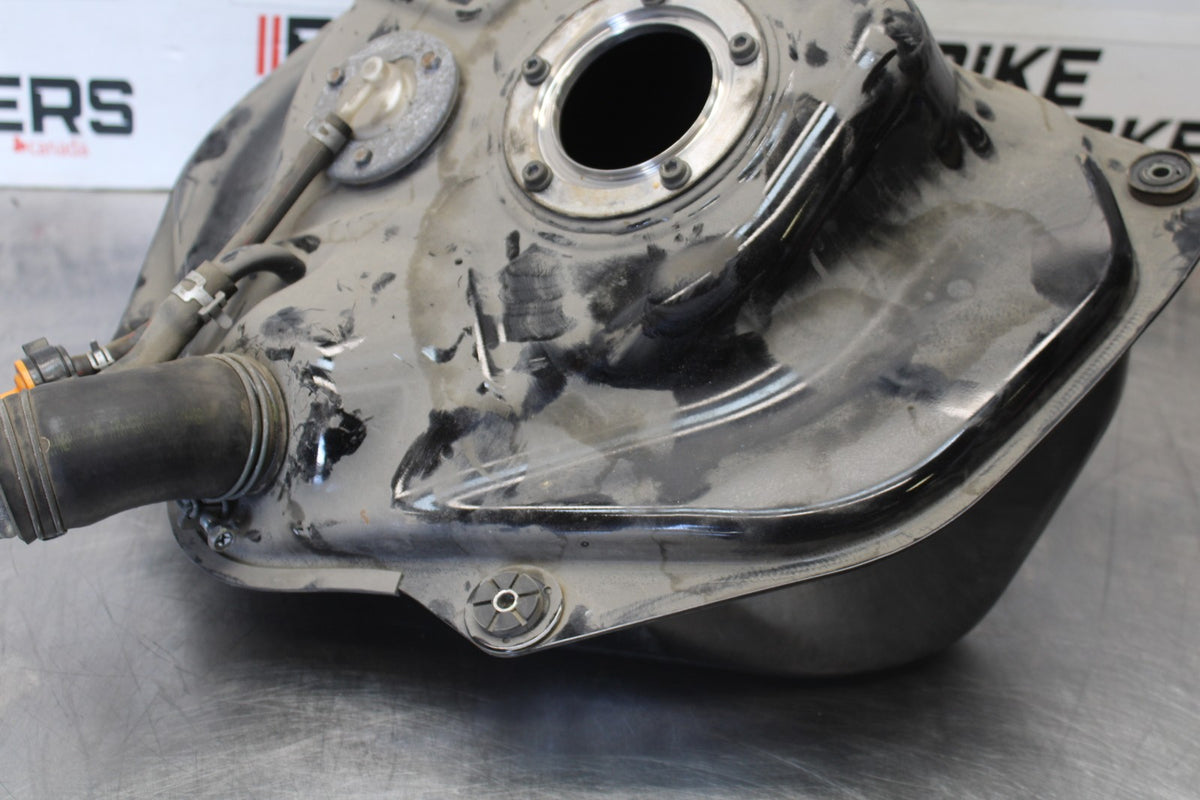 05-09 SUZUKI BOULEVARD C90 GAS TANK FUEL PETROL RESERVOIR BB918