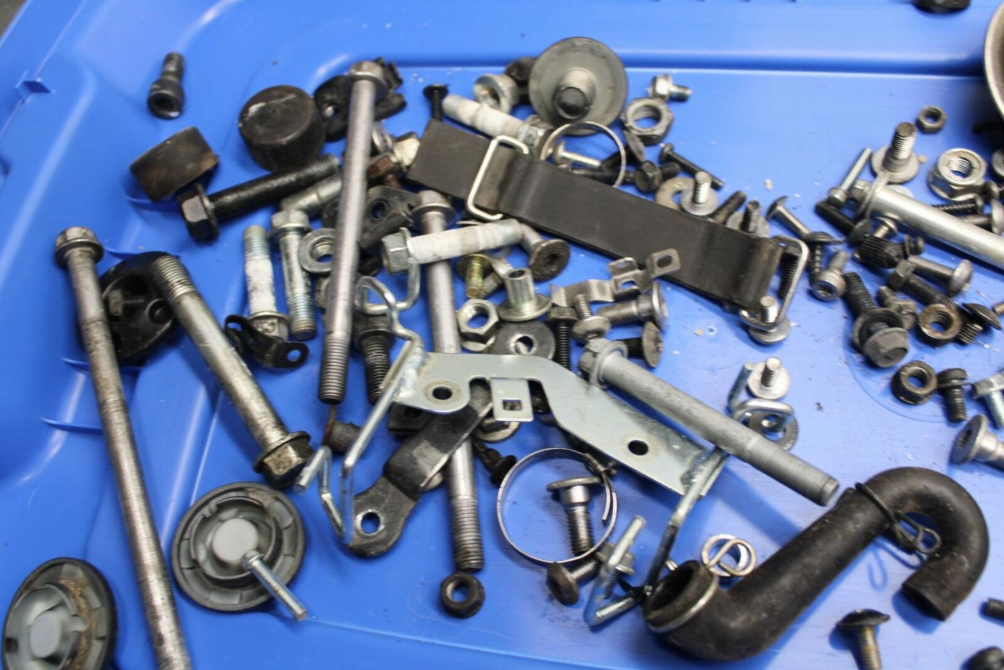 08-12 KAWASAKI NINJA 250R EX250J LEFTOVER  BOLTS HARDWARE MOTOR SCREWS BB612