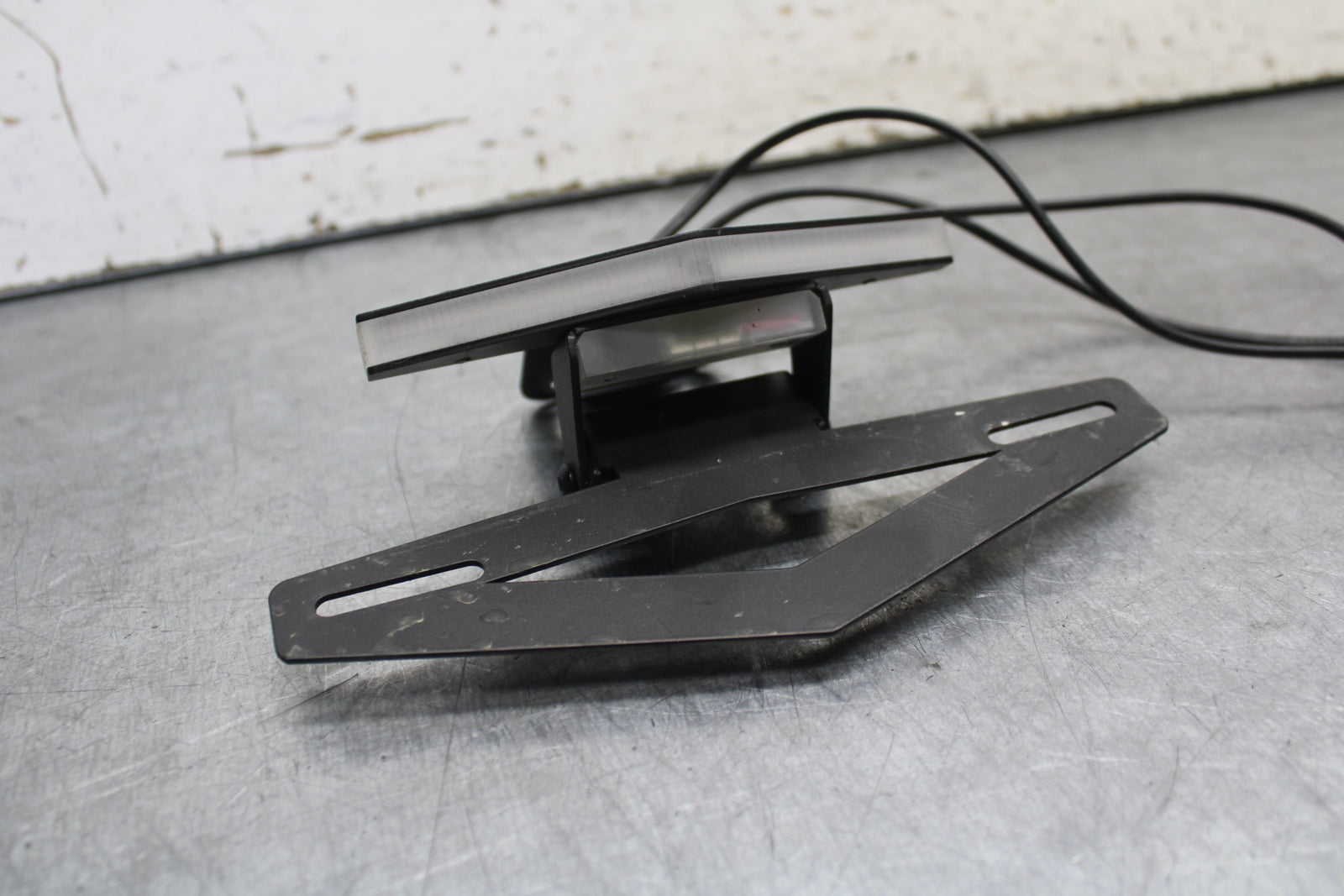 09-12 KAWASAKI NINJA ZX6R AFTERMARKET FENDER ELIMINATOR LICENSE BRACKET   BB698