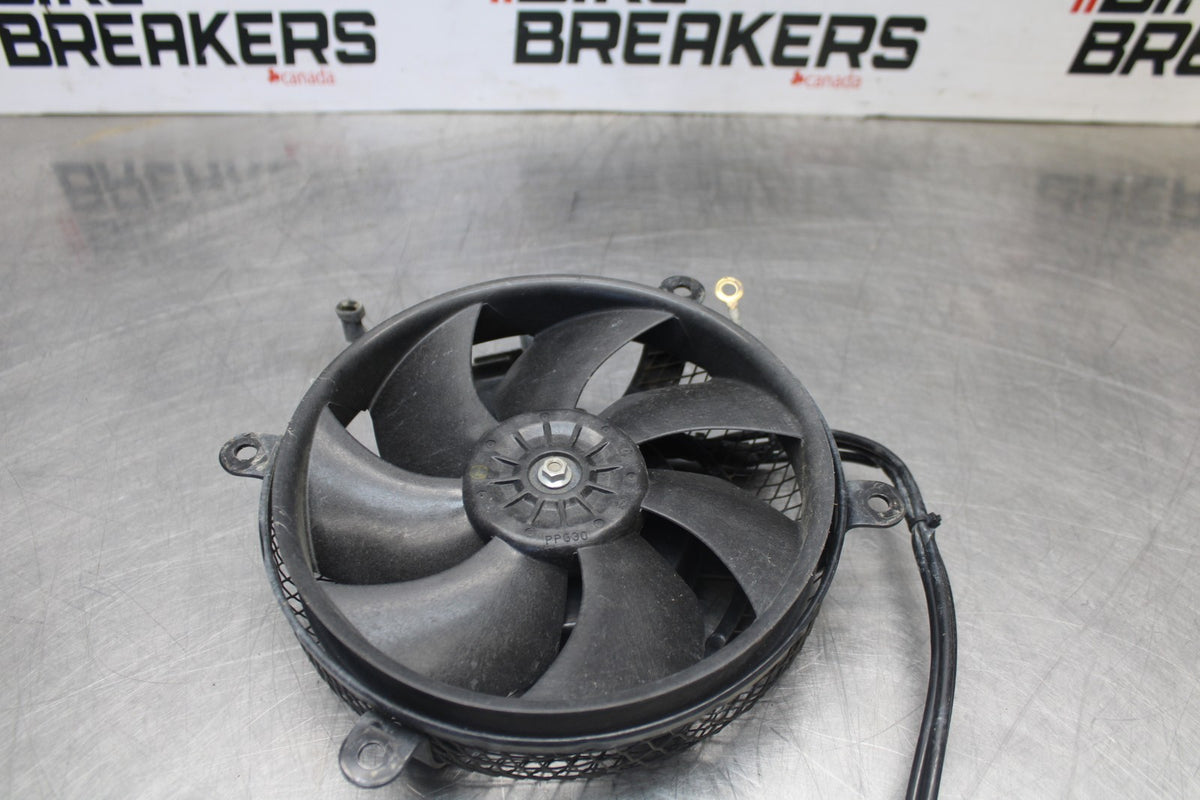 08 KAWASAKI VULCAN 1600 VN1600D NOMAD ENGINE RADIATOR COOLING FAN BB904