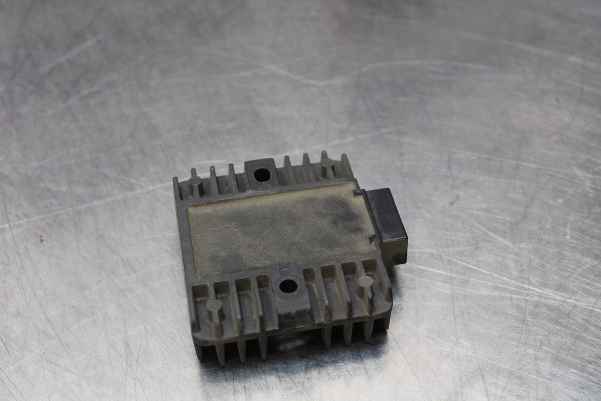 09-15 YAMAHA FZ6R RECTIFIER VOLTAGE REGULATOR BB161