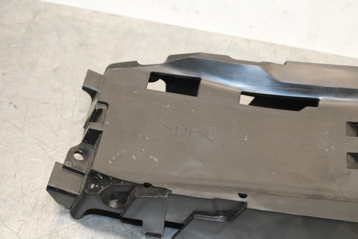 22-23 YAMAHA YZF R7 REAR BACK TAIL UNDERTAIL BATTERY TRAY PLASTIC BB583