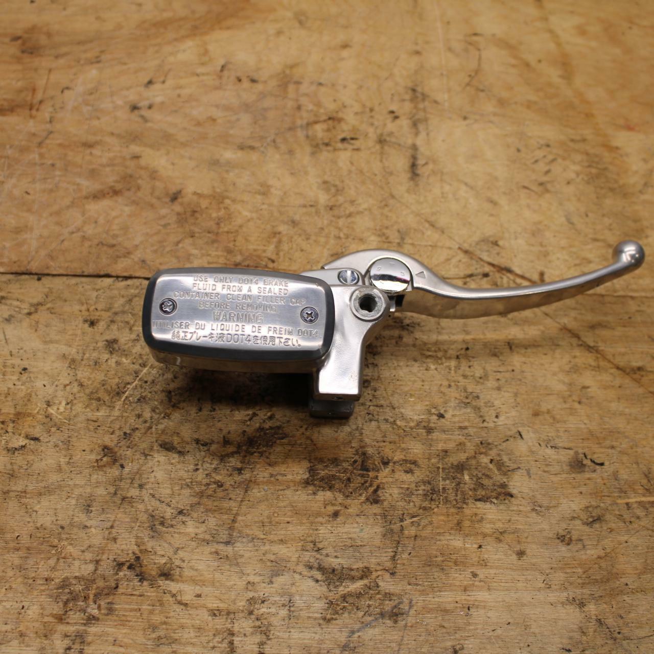 05-09 SUZUKI BOULEVARD C90 FRONT BRAKE MASTER CYLINDER BB332