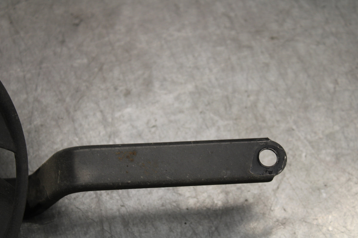 07-08 TRIUMPH DAYTONA 675 RIGHT ENGINE RADIATOR COOLING FAN MOTOR BB685