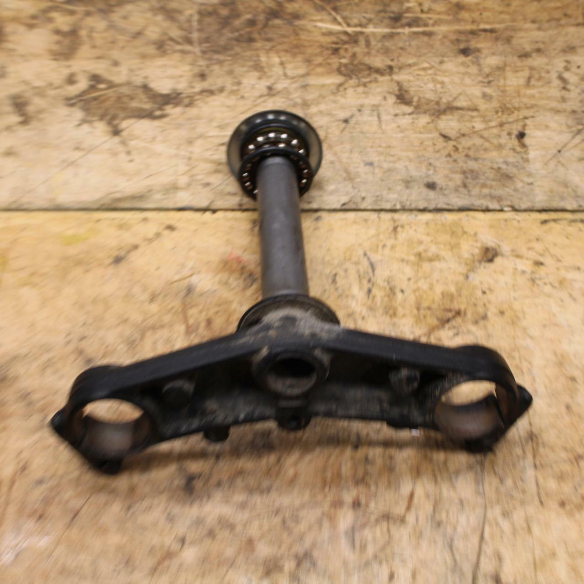 98-05 HONDA SUPER HAWK 1000 VTR1000F FRONT FORKS CLAMP LOWER TRIPLE TREE BB341