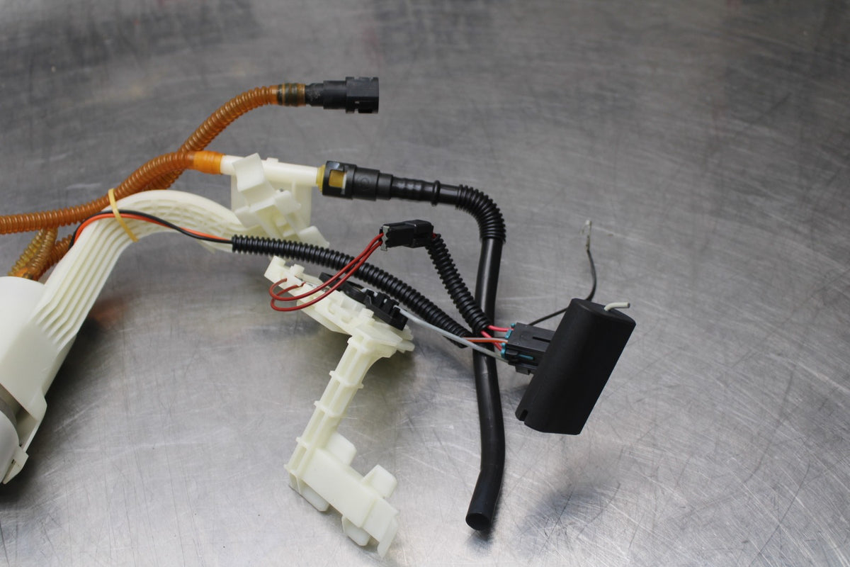 08 HARLEY-DAVIDSON ELECTRA GLIDE POLICE EFI FLHTPI FUEL GAS PUMP BB816