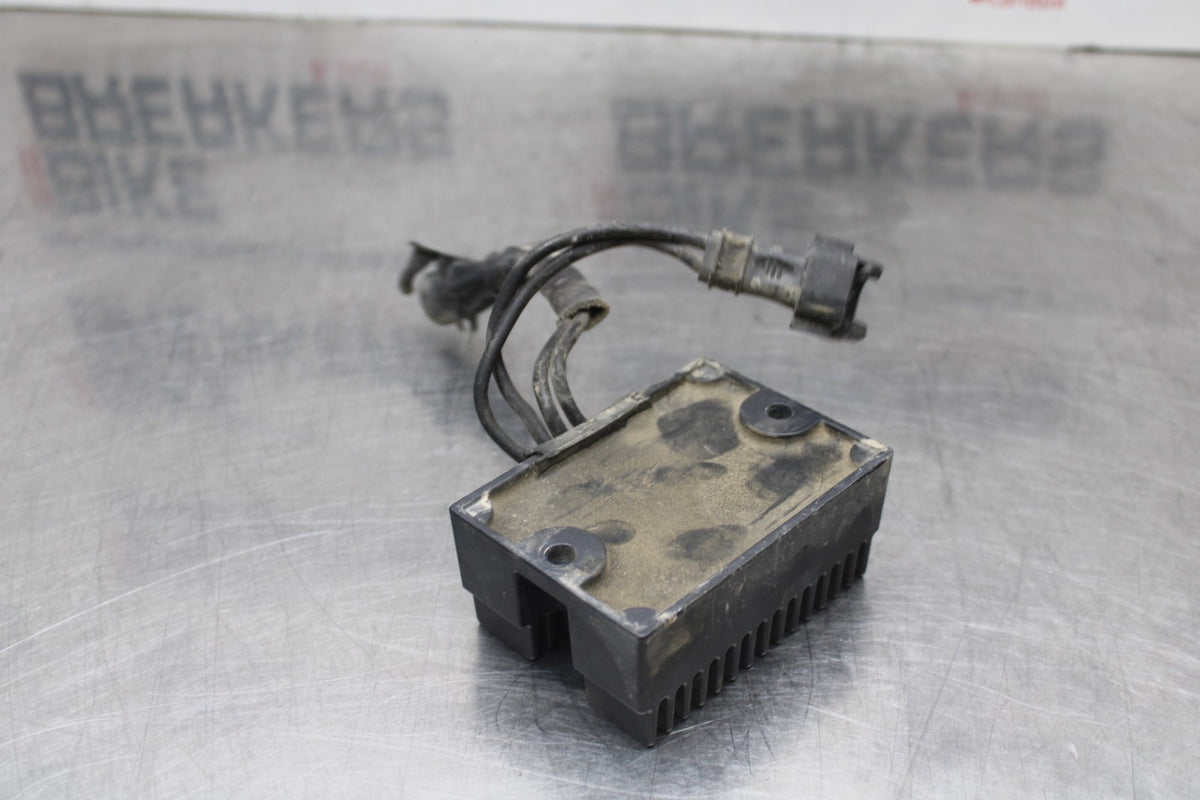 07 HARLEY-DAVIDSON SPORTSTER 1200 XL1200C RECTIFIER VOLTAGE REGULATOR  BB833