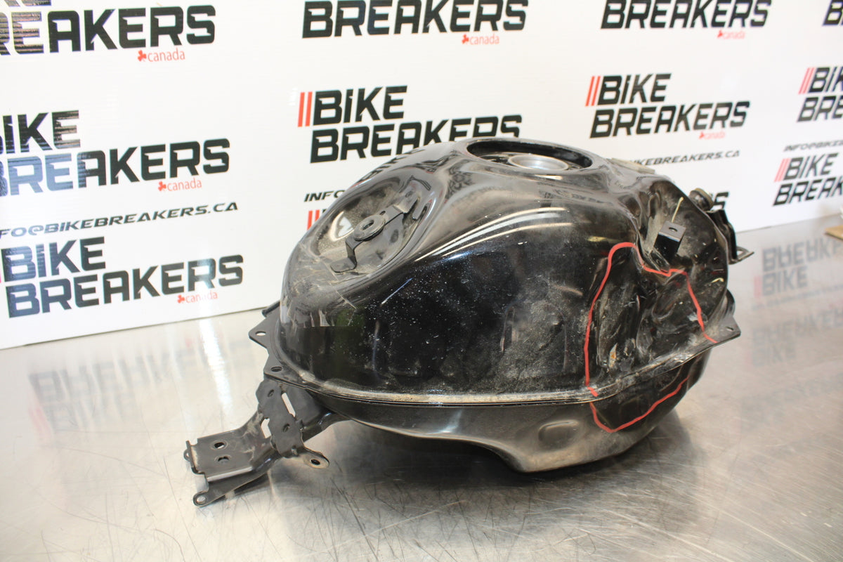 23 YAMAHA YZF R3 GAS TANK FUEL CELL PETROL RESERVOIR BB147