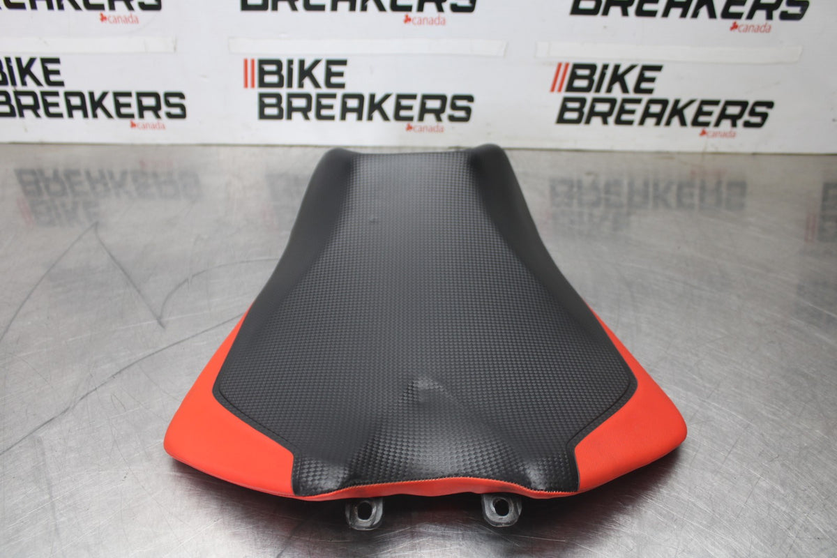 15 APRILIA RSV4 FACTORY APRC ABS FRONT DRIVERS SEAT PAD SADDLE PILLION BB901