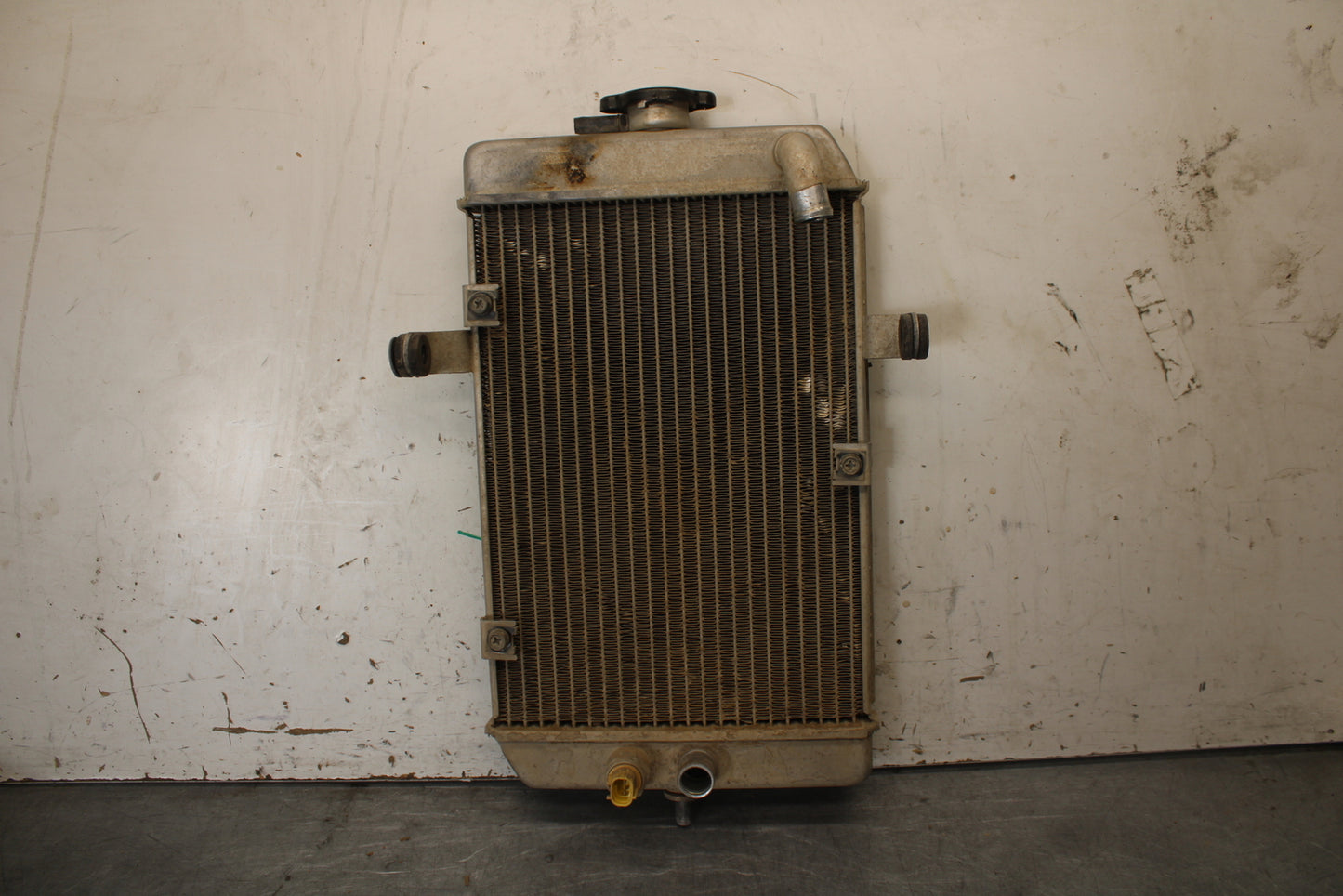 01-05 YAMAHA RAPTOR 660R ENGINE RADIATOR MOTOR COOLER COOLING RADIATER BB695