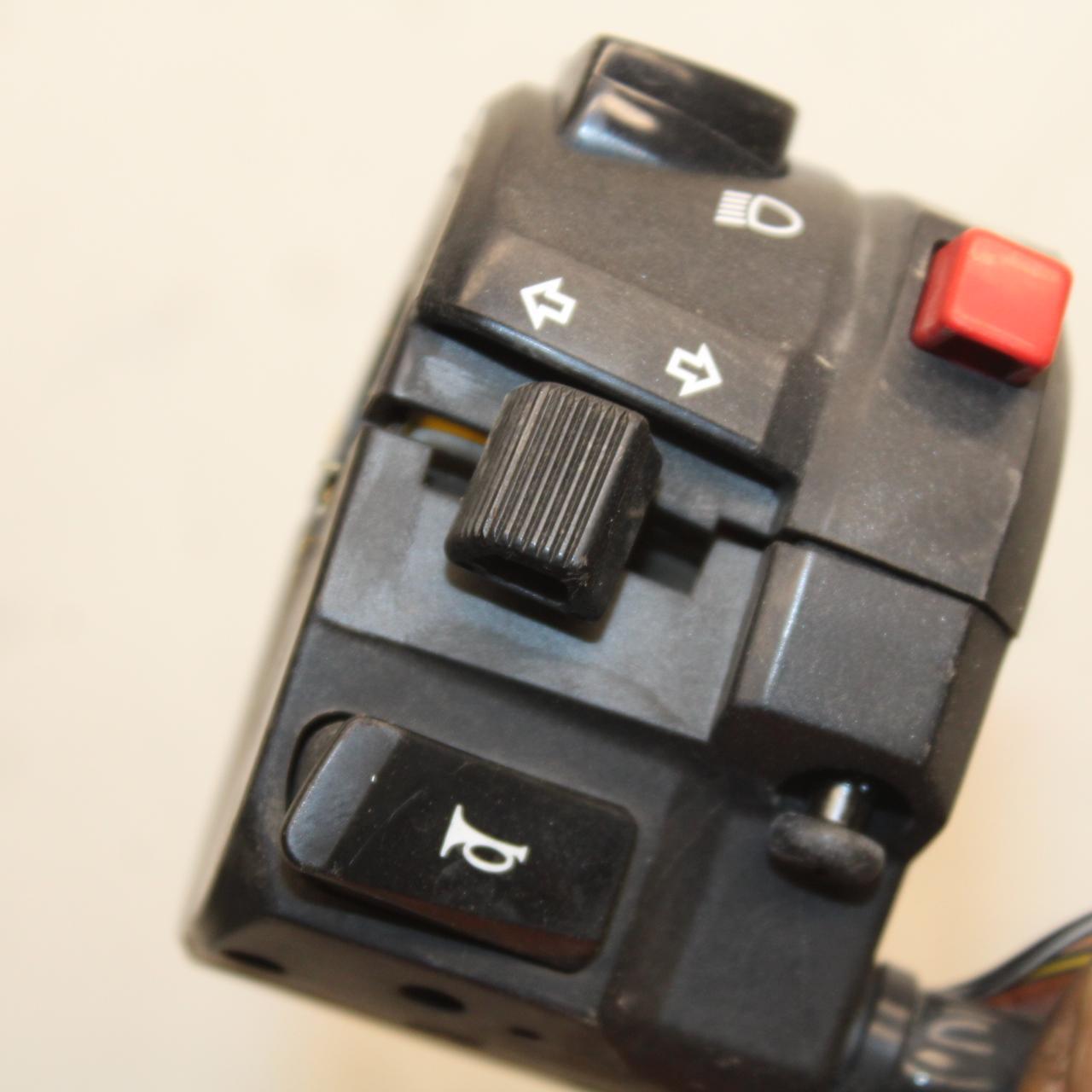 06-07 SUZUKI GSXR750 LEFT CLIP ON HANDLE HORN SIGNALS SWITCH  BB645