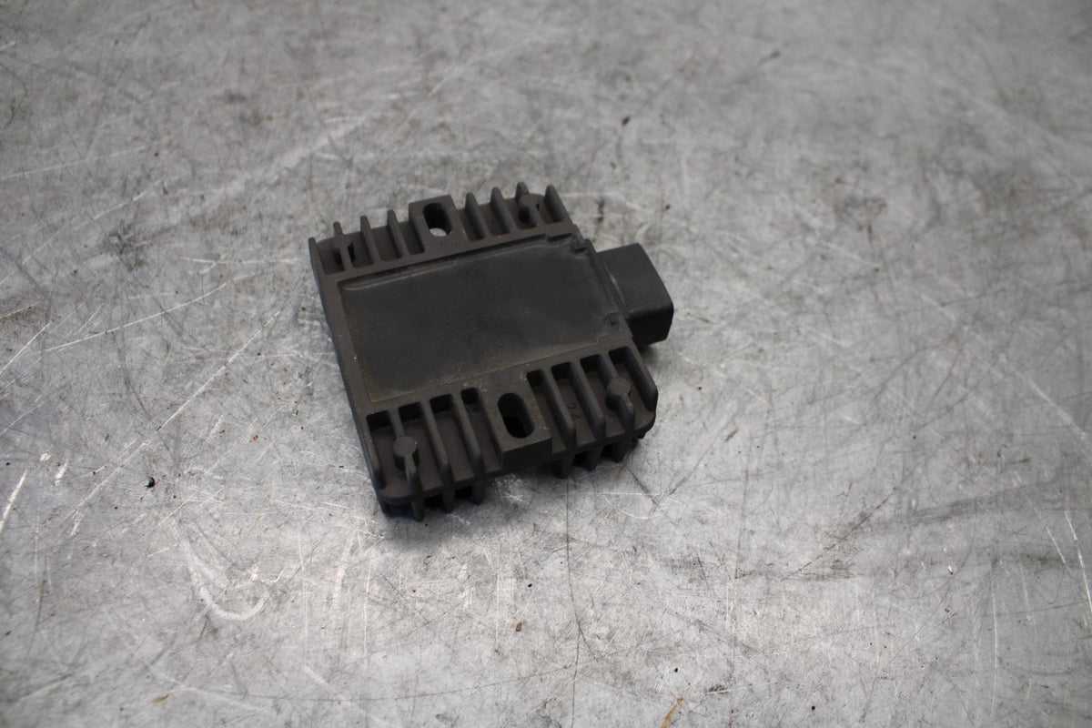 08-16 YAMAHA YZF R6 RECTIFIER VOLTAGE REGULATOR BB431