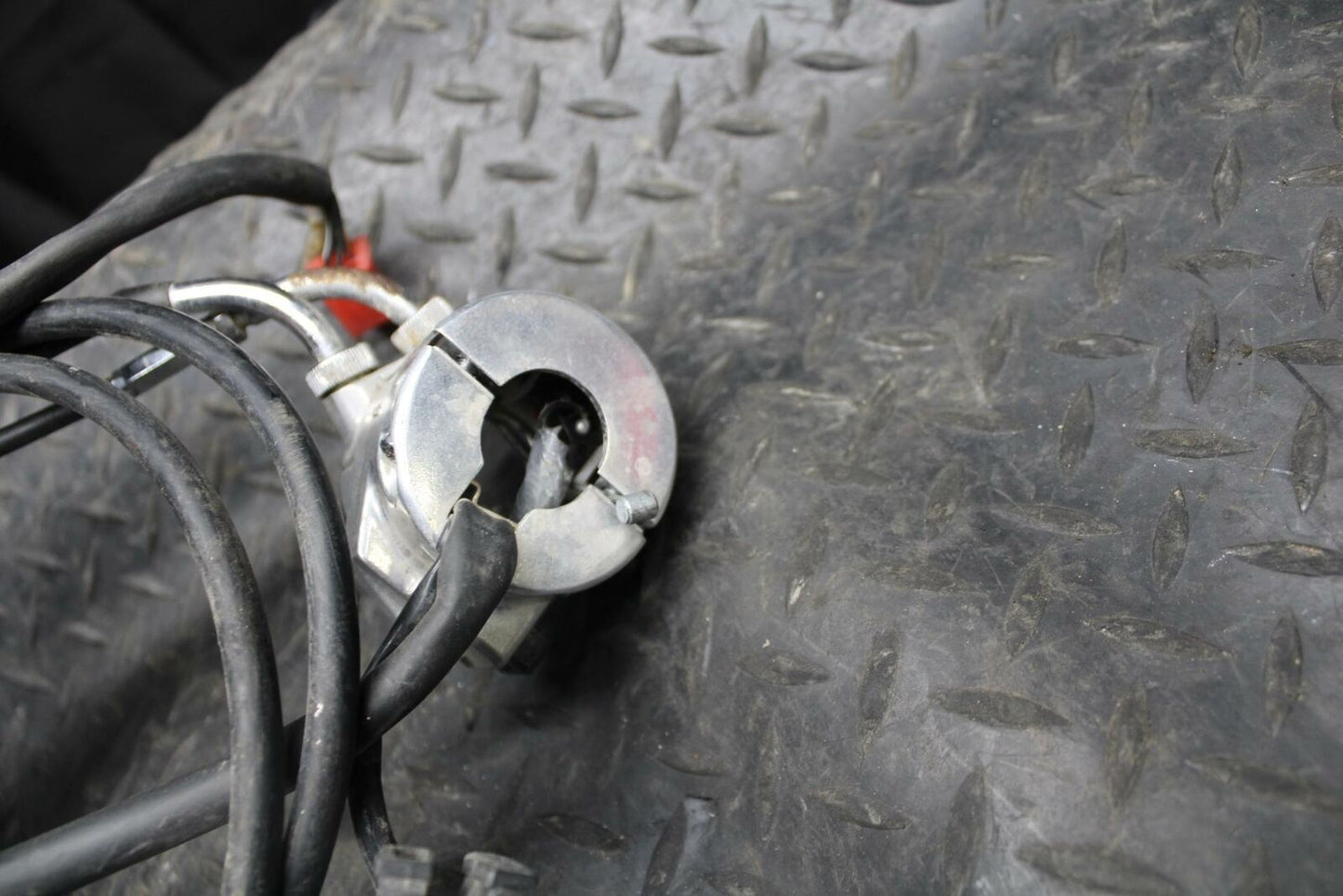 03-05 HONDA SHADOW CLASSIC 750 RIGHT CLIP ON HANDLE KILL OFF START SWITCH BB229
