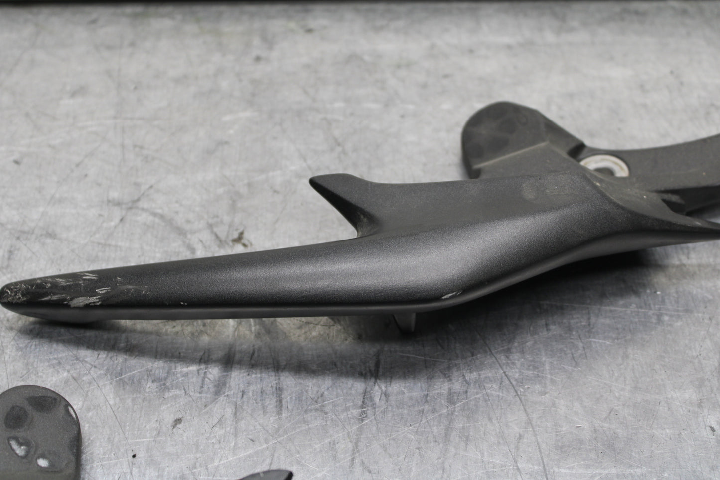 15-16 HONDA CB300F PASSENGER REAR SEAT GRAB BAR HANDLE SET BB740