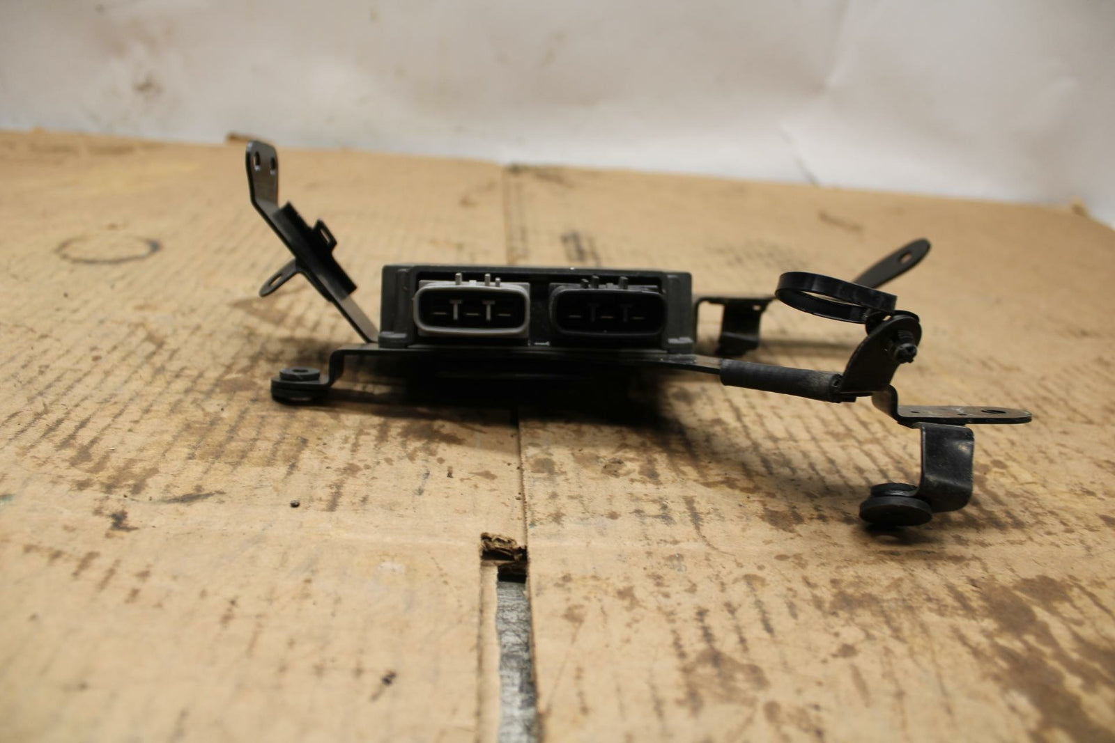 20-22 KAWASAKI Z H2 RECTIFIER VOLTAGE REGULATOR BB382