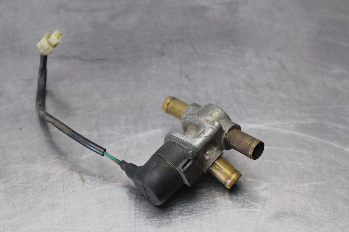 06-07 HONDA INTERCEPTOR 800 VFR800 AIR VALVE SOLENOID TOP ENGINE SENSOR BB917