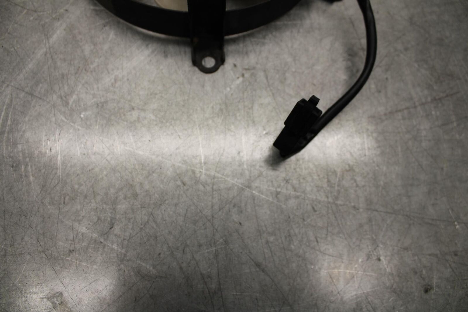 2001 Kawasaki Ninja ZX6 ZX600E ENGINE RADIATOR COOLING FAN BB547