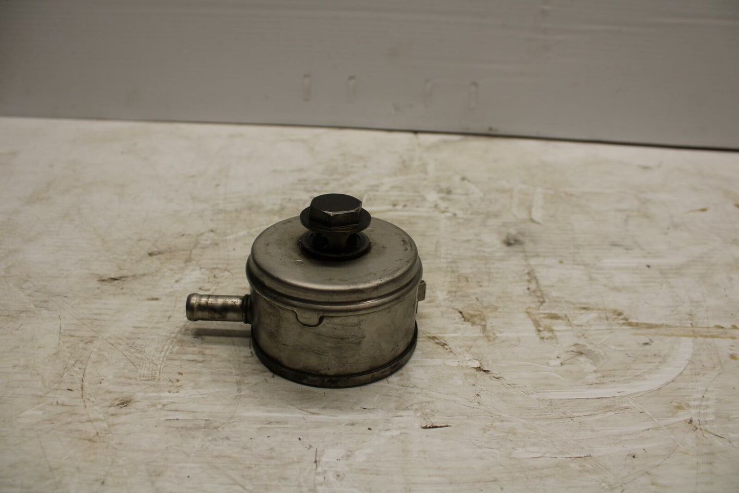 05 YAMAHA YZF R6S ENGINE MOTOR OIL COOLER  BB234