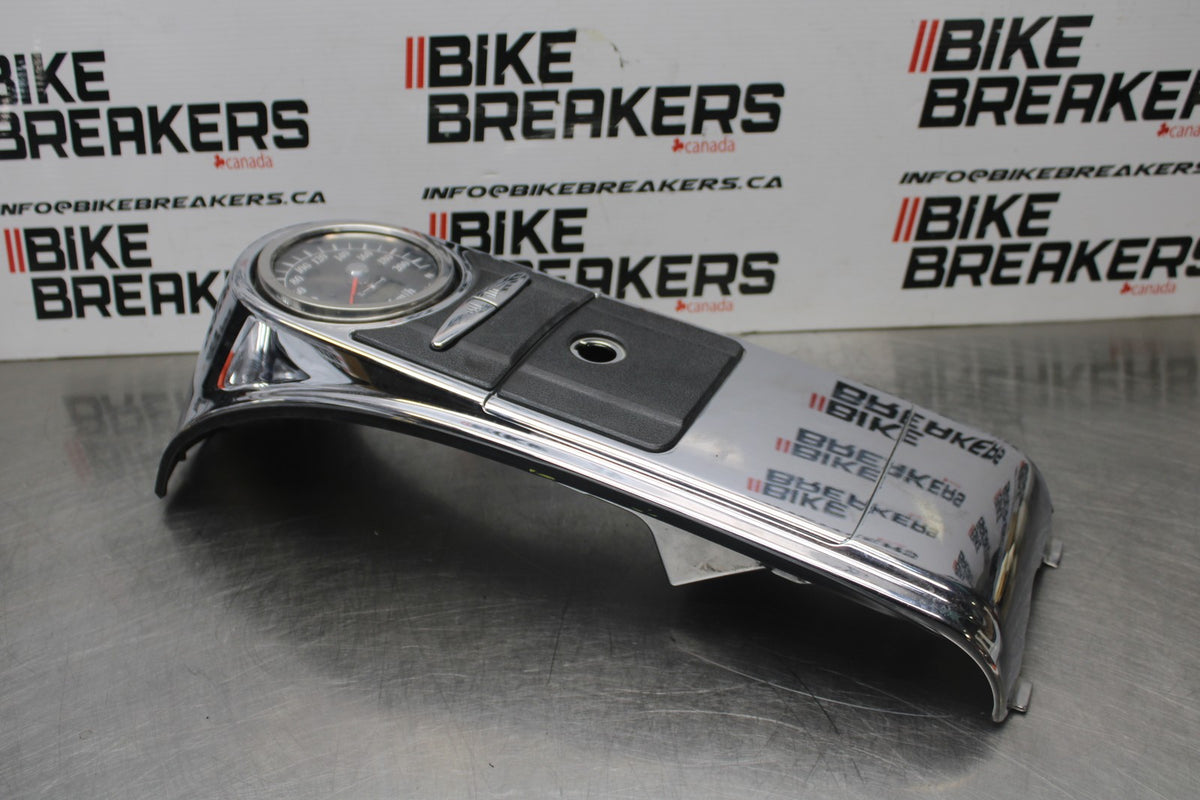 2006 Suzuki Boulevard C90 GAS TANK CAP COVER TRIM PANELCOWL FAIRING BB849