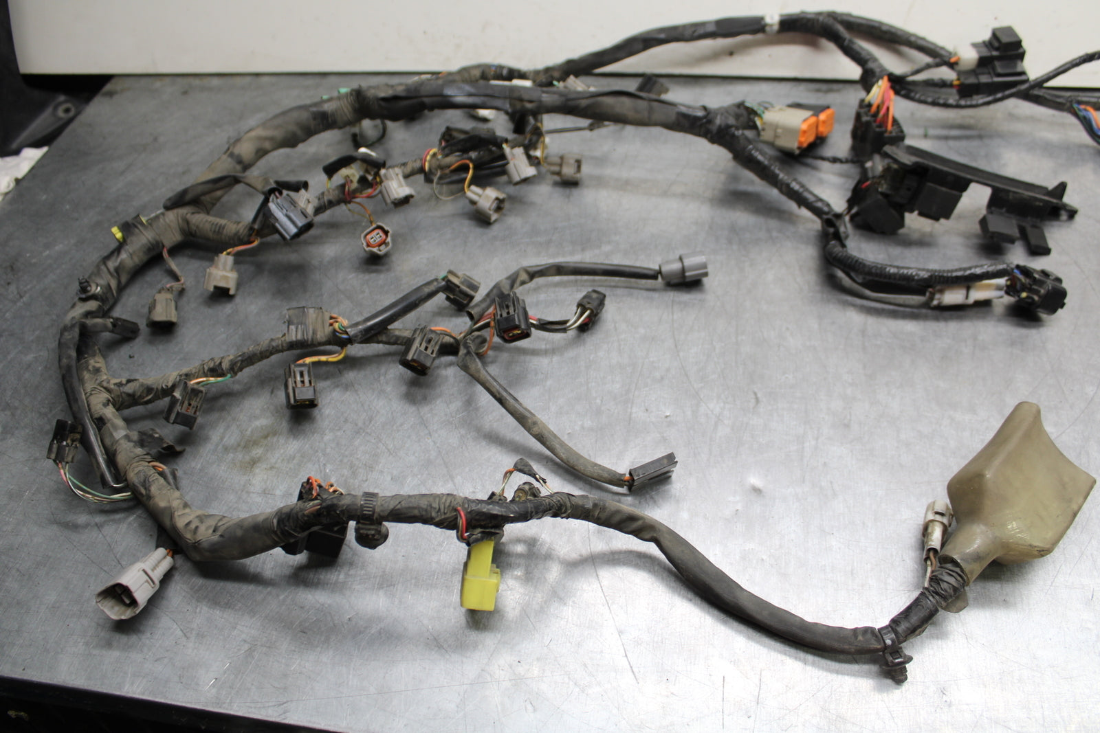 08-10 SUZUKI GSXR 600 MAIN ENGINE WIRING HARNESS MOTOR WIRE LOOM BB753