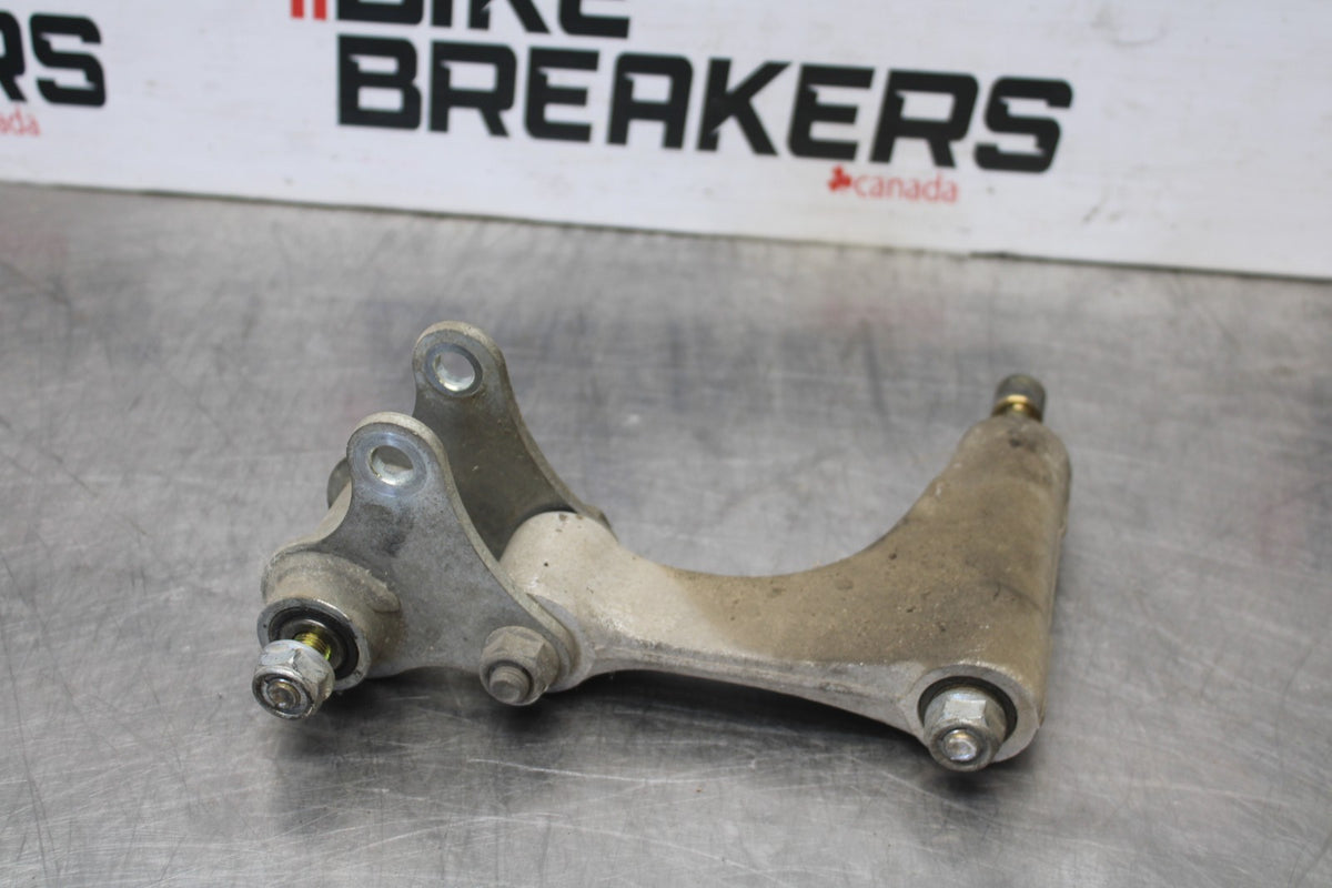 98-05 HONDA SUPER HAWK 1000 VTR1000F REAR DOGBONE SHOCK LINKAGE LINK BB924
