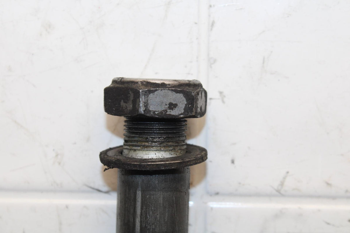2007 Honda CBR600RR REAR AXLE BACK WHEEL RIM PIVOT BOLT AXEL 42301-MEE-D00 BB596