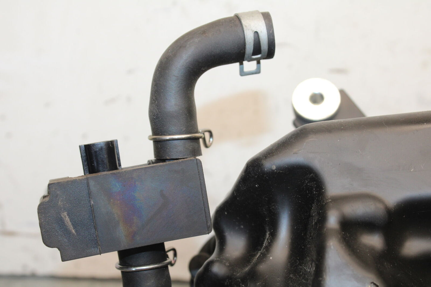 18-23 KAWASAKI NINJA 400 AIRBOX AIR INTAKE FILTER BOX BB660