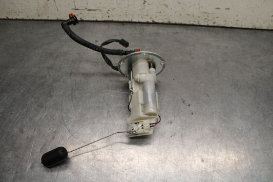 19-22 KAWASAKI Z400 FUEL PUMP GAS PETROL SENDER UNIT BB738