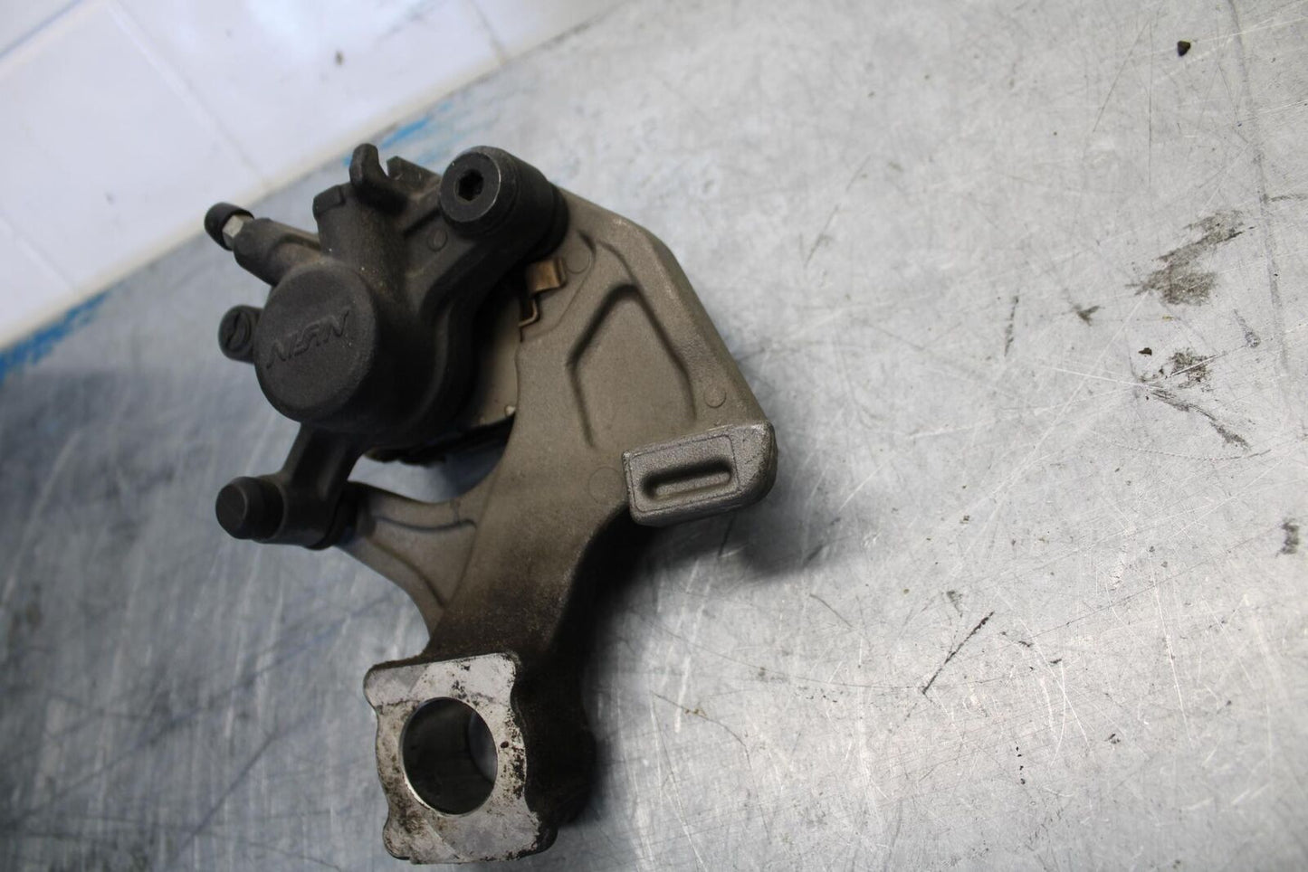 11-17 SUZUKI GSXR750 REAR BACK BRAKE CALIPER BB417