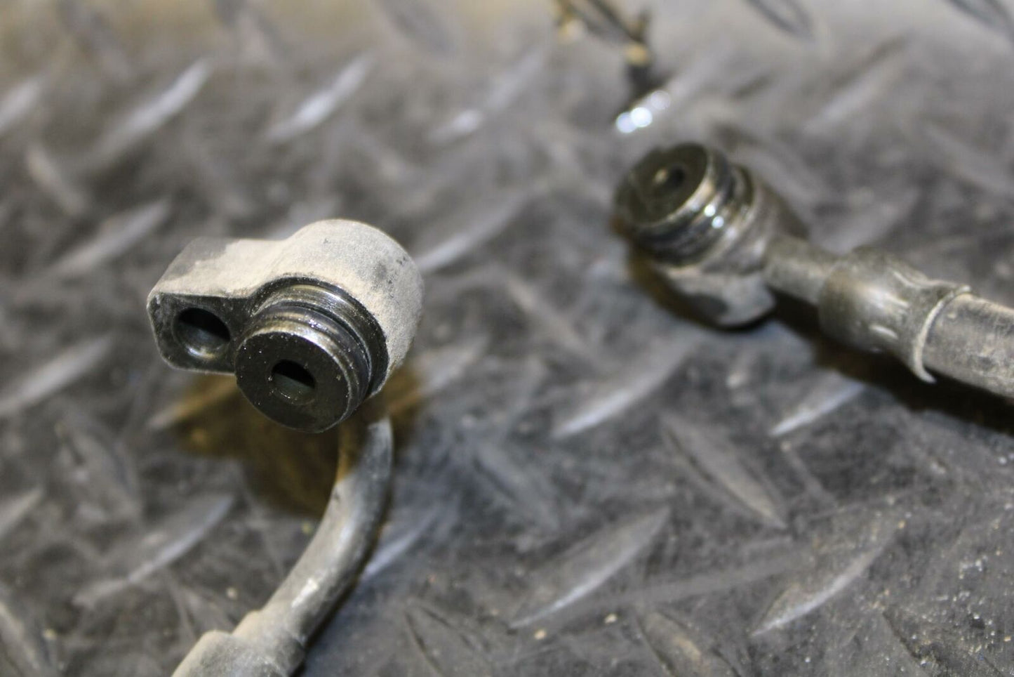 03-08 KAWASAKI VULCAN 1600 ENGINE MOTOR OIL  HOSES  BB193