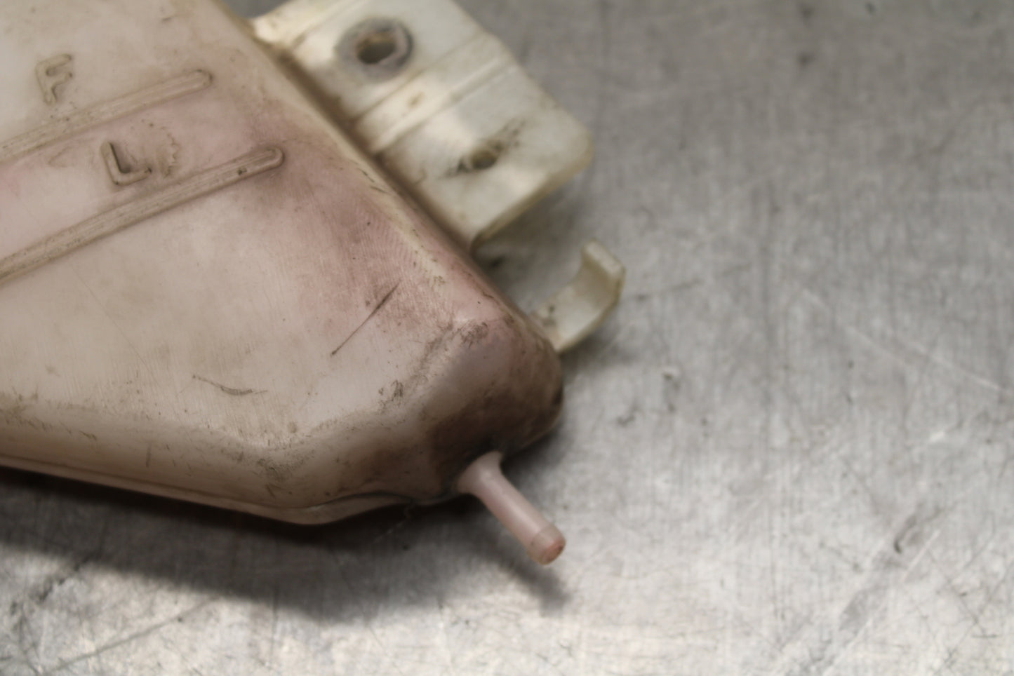 08-10 SUZUKI GSXR 600 COOLANT WATER TANK RESERVOIR BOTTLE BB130