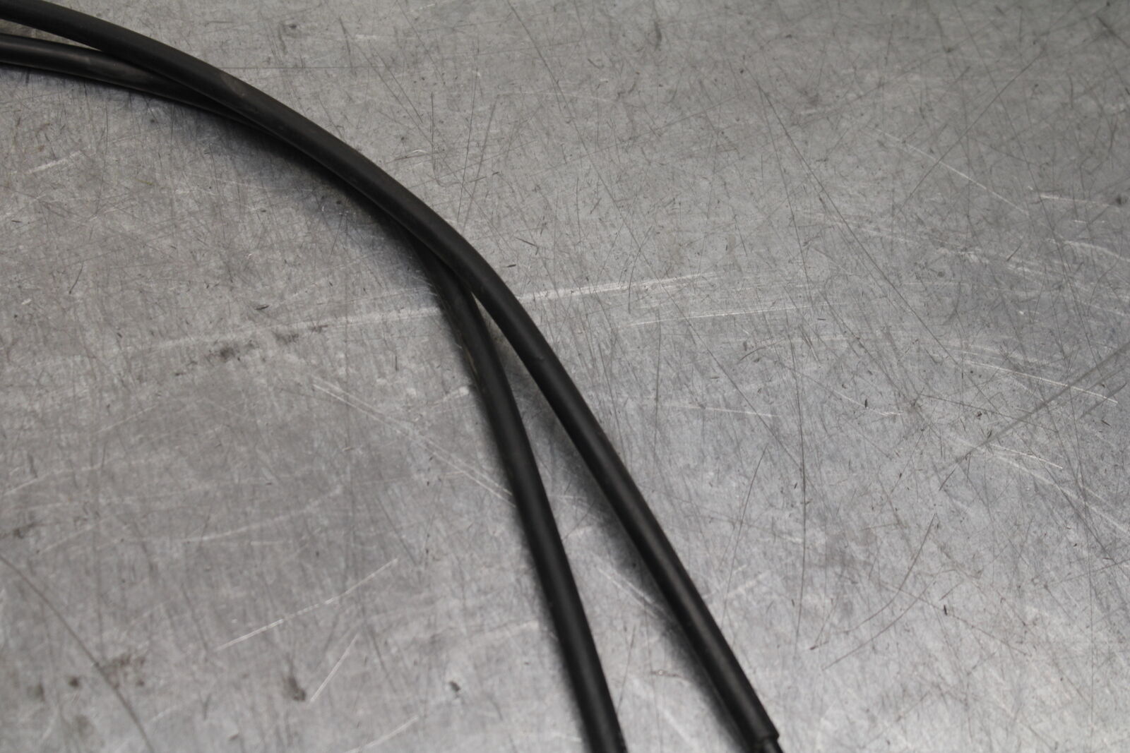 06-07 SUZUKI GSXR750 THROTTLE CABLES LINES BB110