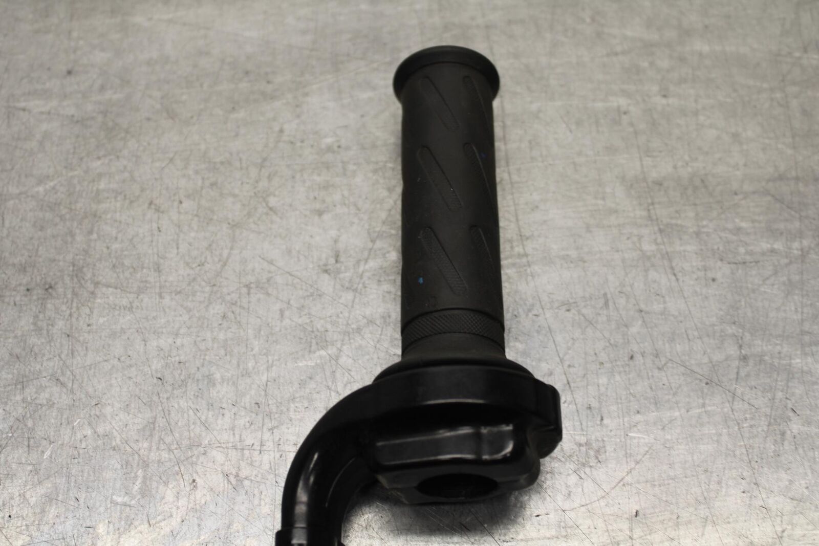 2006 Suzuki SV650 RIGHT THROTTLE GRIP BB93
